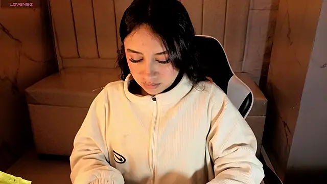 Snapshot of Juliana_Tx chatting on 01.13.26 Juliana Tx online show from 01.13.26