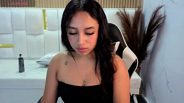 Snapshot of Juliana_Tx chatting on 02.24.26 Juliana Tx online show from 02.24.26