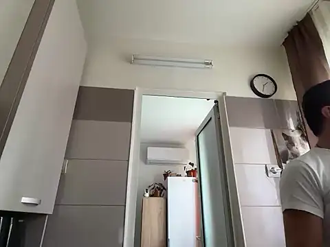 Snapshot of Tarkan19xxxx chatting on 11.12.25 Tarkan19xxxx online show from 11.12.25