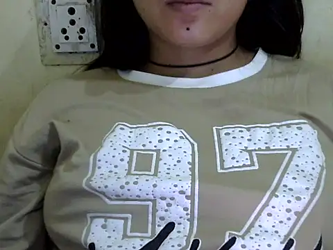 Anika Singh online show from 04.19.26