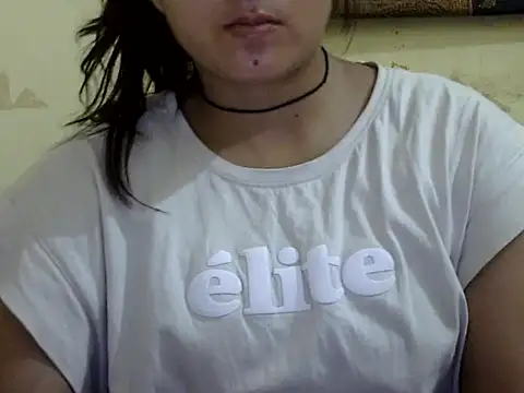 Snapshot of Anika_Singh chatting on 04.25.26 Anika Singh online show from 04.25.26