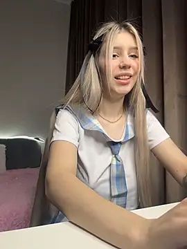 Olivia1Taylor1 online show from 11.18.25