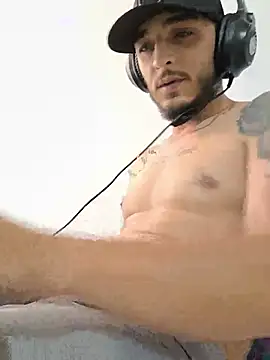 Snapshot of mohamedkarimm chatting on 07.06.26 mohamedkarimm online show from 07.06.26