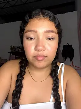 PetiteKattia online show from 01.16.26