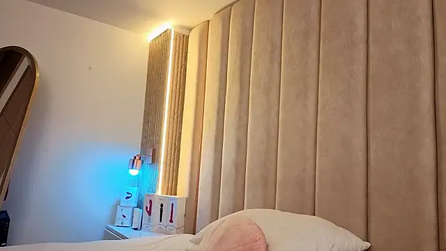 Iamnyxy online show from 04.24.26