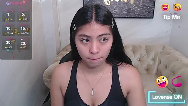 Little Angelina v online show from 12.14.25