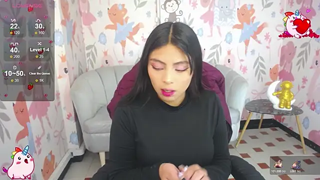 Little Angelina v online show from 12.17.25