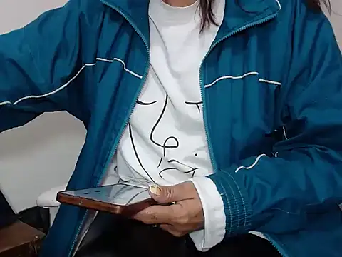 Tiff Dirty69 online show from 04.02.26