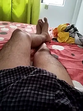 Snapshot of Chris____Col chatting on 11.20.25 Chris Col online show from 11.20.25