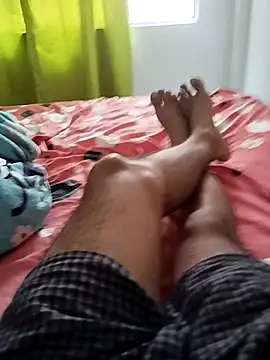 Snapshot of Chris____Col chatting on 11.21.25 Chris Col online show from 11.21.25