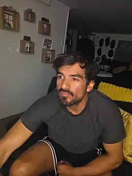 piggylatino online show from 03.19.26