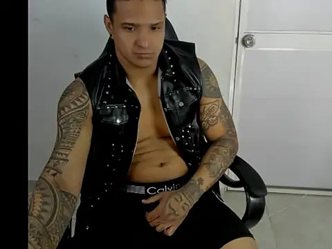 master leather online show from 03.03.26