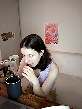 Snapshot of v_crizis324 chatting on 02.18.26 v crizis324 online show from 02.18.26