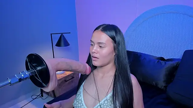 Sara rhoades online show from 03.12.26