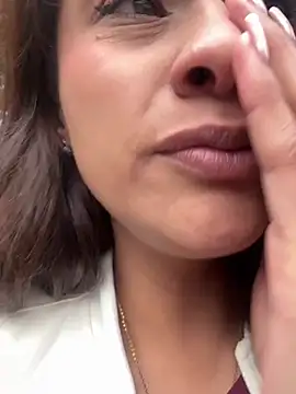 valeria absurdah online show from 02.18.26