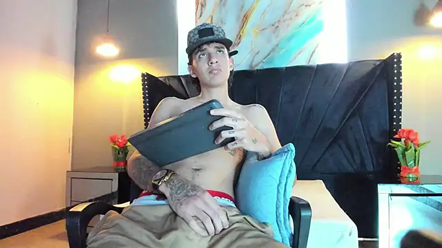 Xanderr owen2 online show from 01.16.26