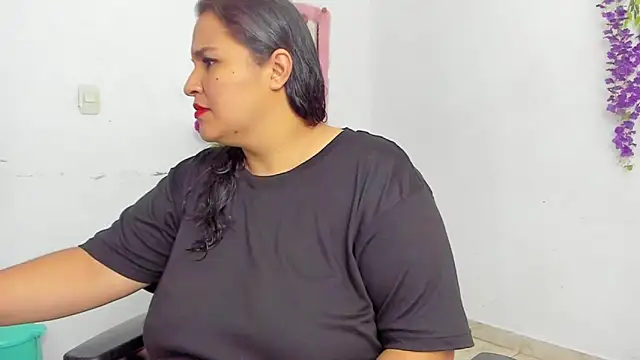  1Zoey online show from 02.12.26