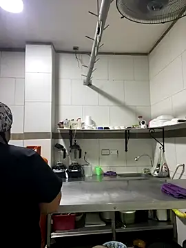 Aleja-198522 online show from 11.20.25