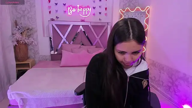 ISABELA TAY online show from 03.25.26