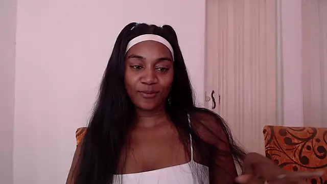 Snapshot of AishaOwens chatting on 05.12.26 AishaOwens online show from 05.12.26