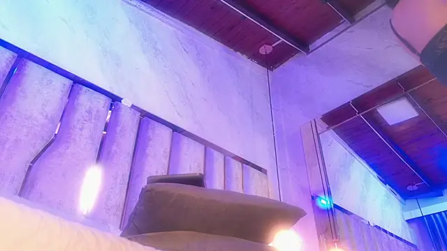 Caroline palmerr online show from 01.07.26