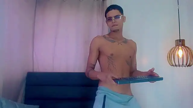 Isaacas  online show from 11.18.25