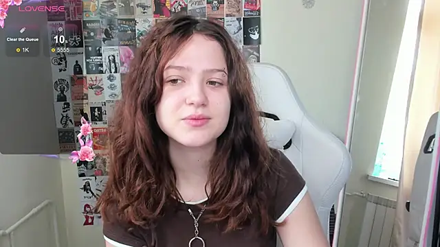 Anora Miller online show from 03.03.26