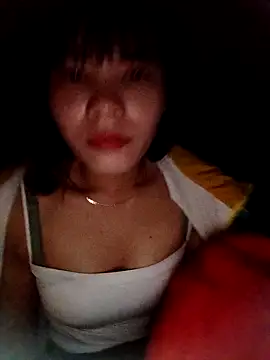 Snapshot of gugu0022 chatting on 11.23.25 gugu0022 online show from 11.23.25