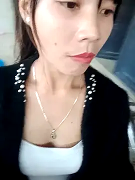 Snapshot of gugu0022 chatting on 11.24.25 gugu0022 online show from 11.24.25