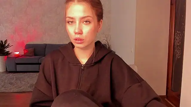 Aurora Glow21 online show from 04.10.26