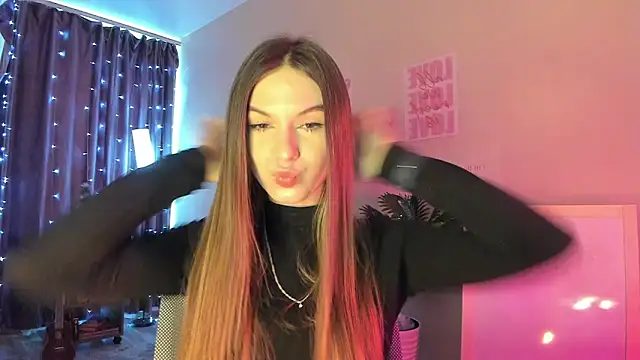 luna lust 212 online show from 03.15.26