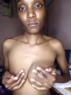 Beverlygurlx6 online show from 04.04.26