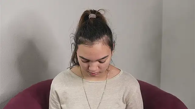 Snapshot of DustiZieser chatting on 11.13.25 DustiZieser online show from 11.13.25