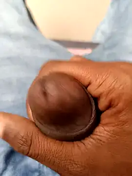 sexiestboii  online show from 01.12.26