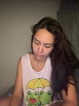 Snapshot of carolsapequinha chatting on 07.05.26 carolsapequinha online show from 07.05.26