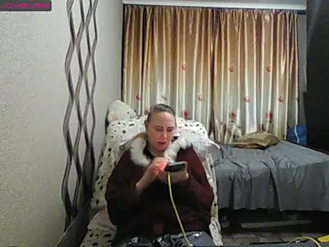 JenniDeep online show from 11.24.25