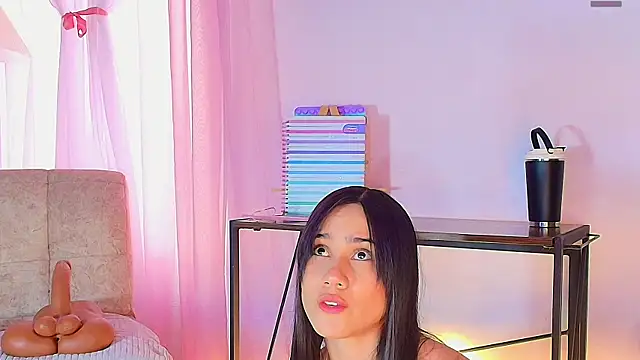 lizzy kane online show from 04.18.26