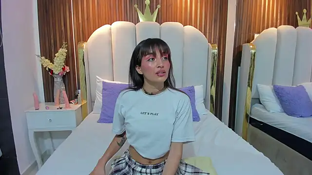 Snapshot of pixxxy_skinny chatting on 11.16.25 pixxxy skinny online show from 11.16.25