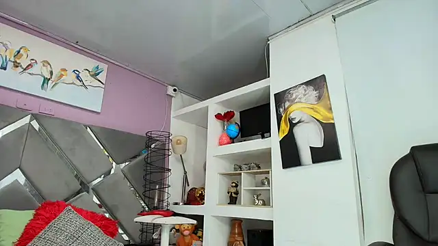 Zaira sofiaa online show from 04.20.26