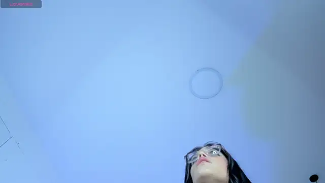 Sasha Wolff online show from 06.03.26