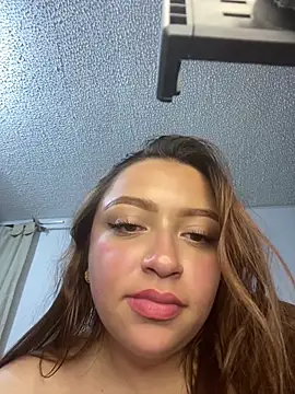 Veronika 7 online show from 12.21.25