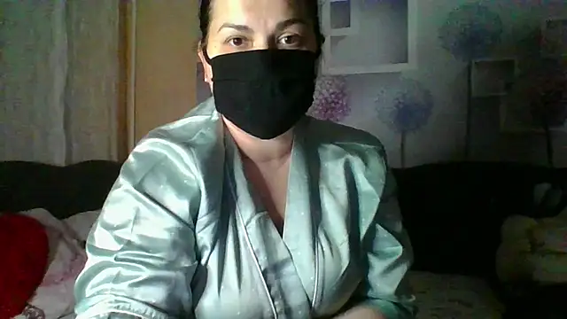 Snapshot of honey_sweet_couple chatting on 11.13.25 honey sweet couple online show from 11.13.25