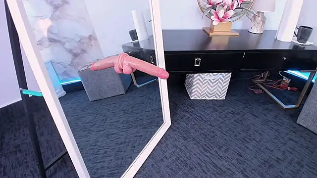 VanillaFlo online show from 02.03.26