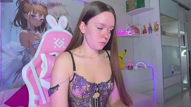 CheekySashaCharm online show from 04.14.26