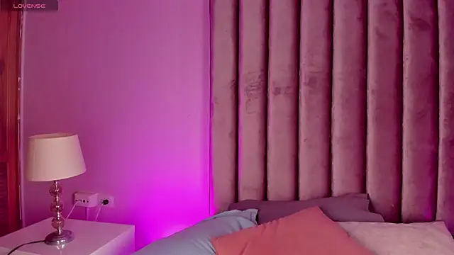 GabrielaSuarez  online show from 06.29.26