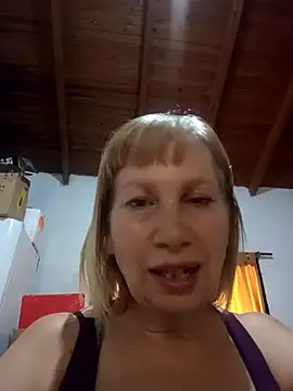 SexyMilf1211 online show from 03.12.26