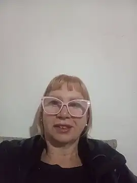 Snapshot of SexyMilf1211 chatting on 05.23.26 SexyMilf1211 online show from 05.23.26