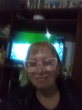 Snapshot of SexyMilf1211 chatting on 05.31.26 SexyMilf1211 online show from 05.31.26