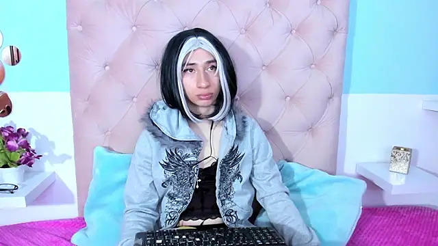 Charlothe 7 online show from 11.22.25