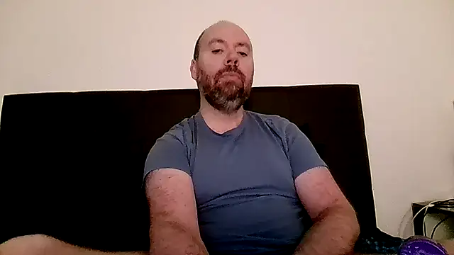 Snapshot of sbeast69 chatting on 11.15.25 sbeast69 online show from 11.15.25